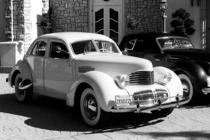 De tweeling Graham Hollywood Cord 810 Hupmobile Sk