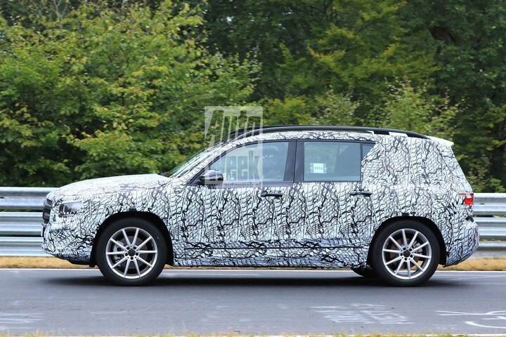 Spyshots Mercedes-Benz GLB-klasse