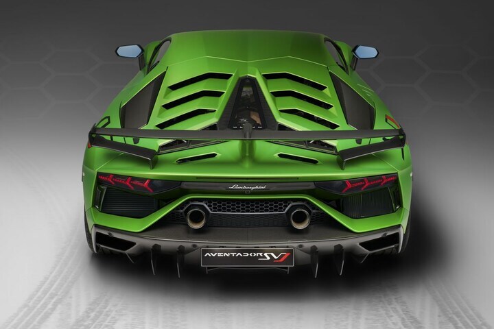 Lamborghini Aventador SVJ