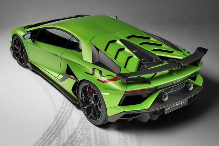 Lamborghini Aventador SVJ