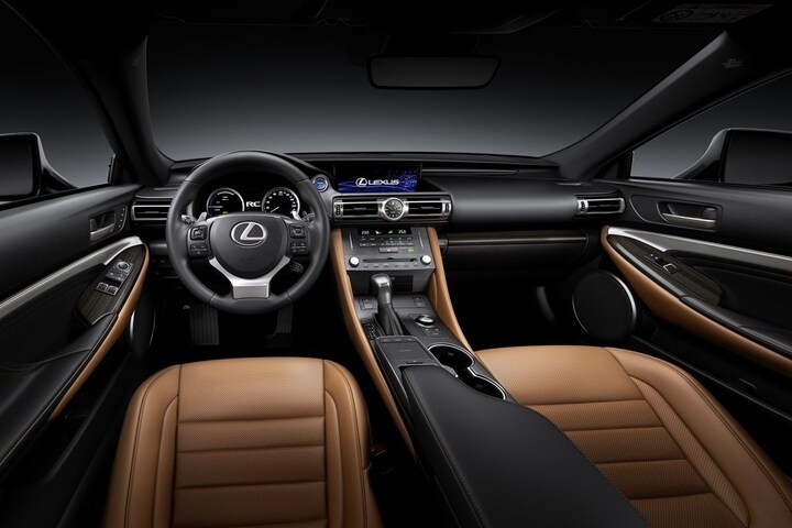 Lexus RC