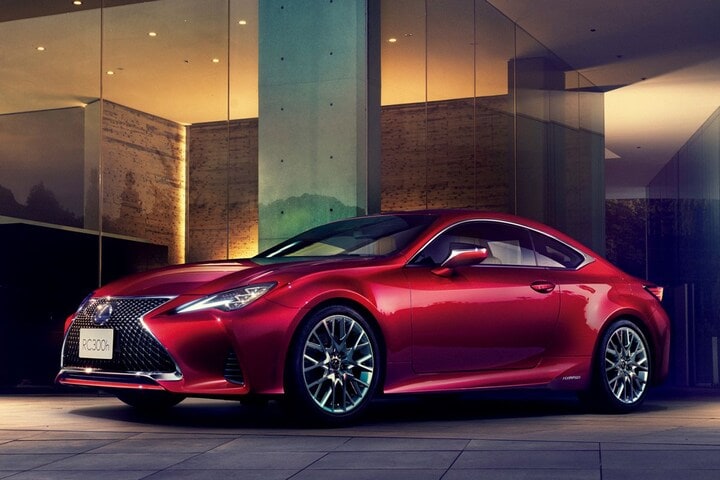 Lexus RC