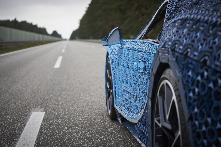 Bugatti Chiron Lego