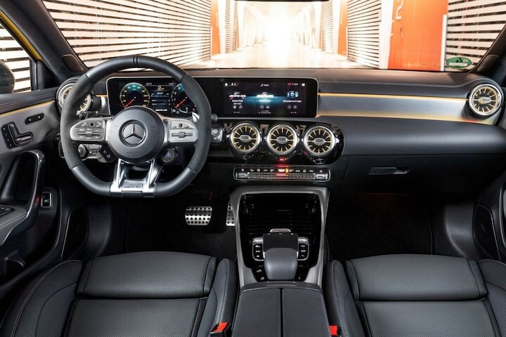 Mercedes-AMG A35