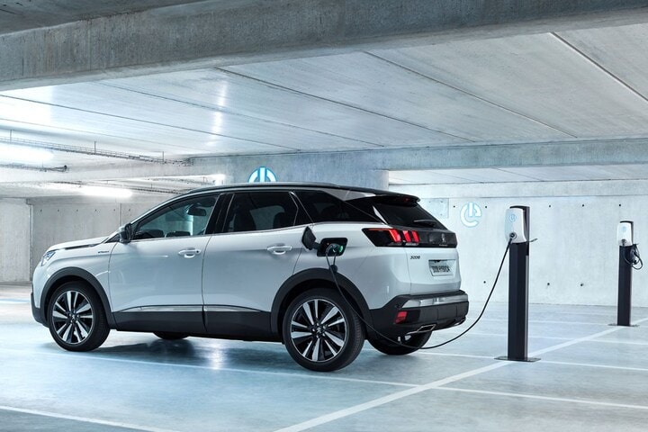 Peugeot 3008 en 508 (SW) Hybrid en Hybrid4