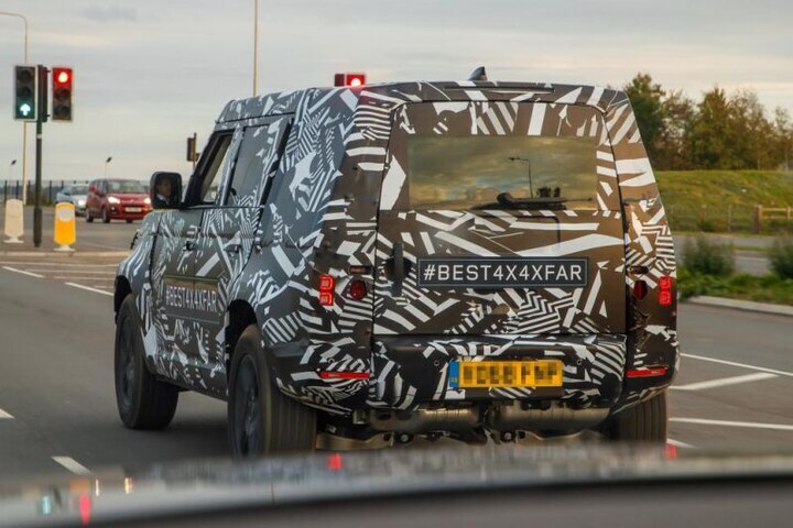 Land Rover Defender Spyshots