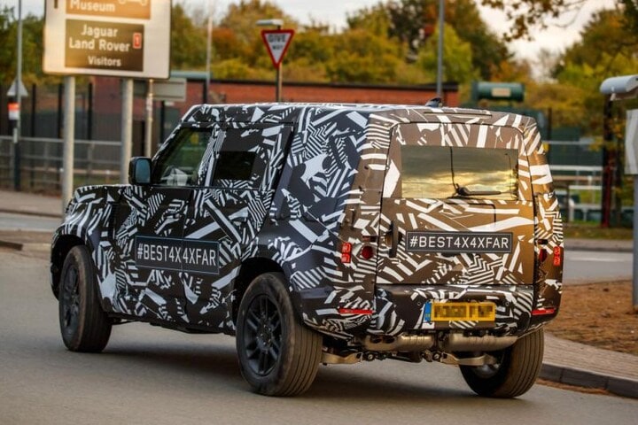 Land Rover Defender Spyshots
