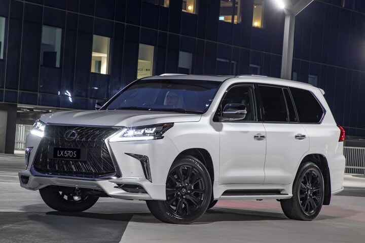 Lexus LX 570 S