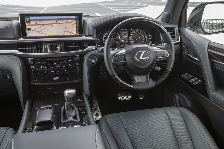 Lexus LX 570 S