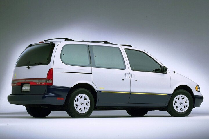 De Tweeling Mercury Villager Nissan Quest