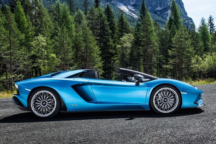 Lamborghini Aventador S Roadster