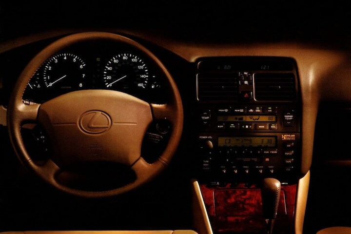 Lexus LS400 Facelift Friday