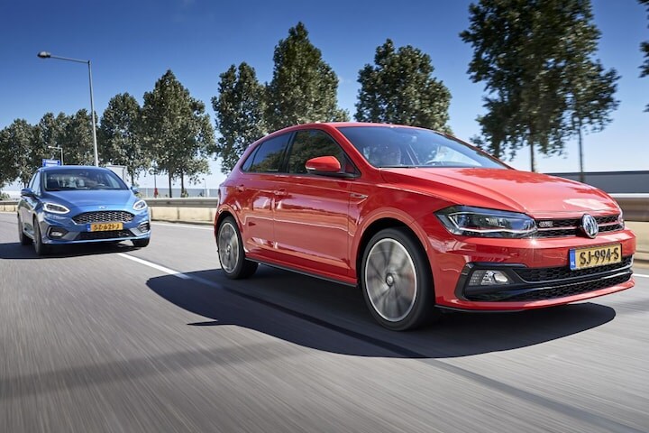 Hot hatch Volkswagen Polo GTI Fiesta ST