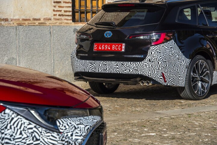 AutoWeek 45