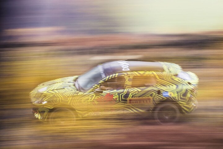 Aston Martin DBX 
