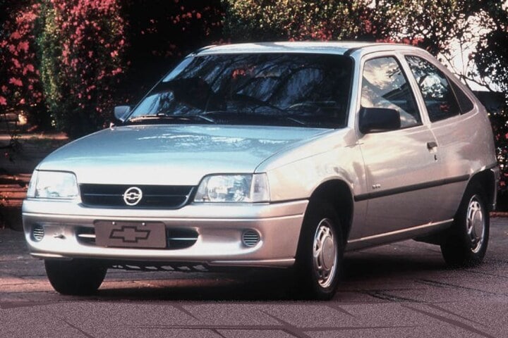 De Tweeling Opel Kadett - Daewoo Pontiac Chevrolet
