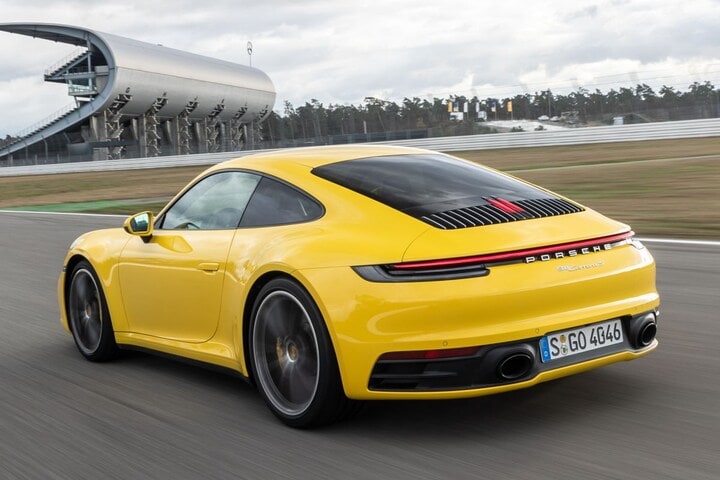 Porsche 911 Carrera
