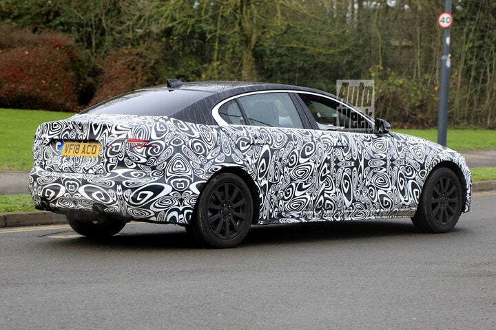 Jaguar XE facelift