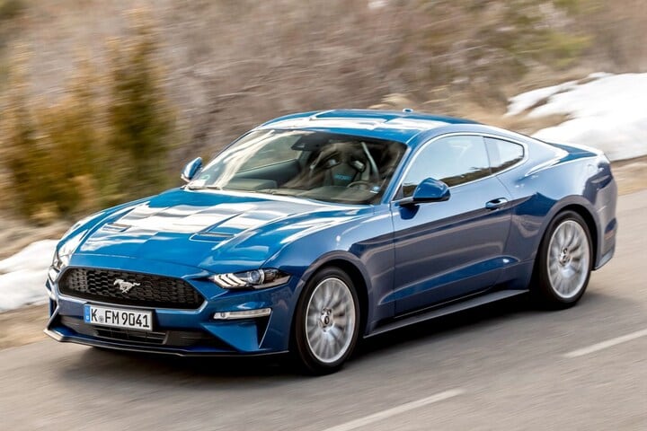 Ford Mustang Coupé