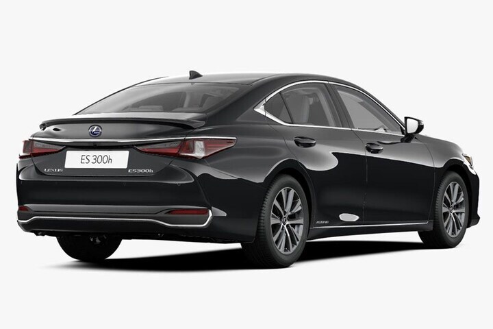 Back to Basics: Lexus ES
