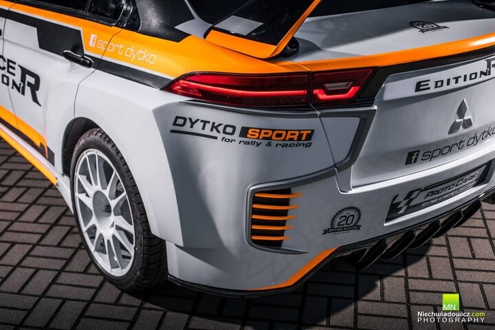 Dytko Sport Mitsubishi Lancer Evolution Edition R