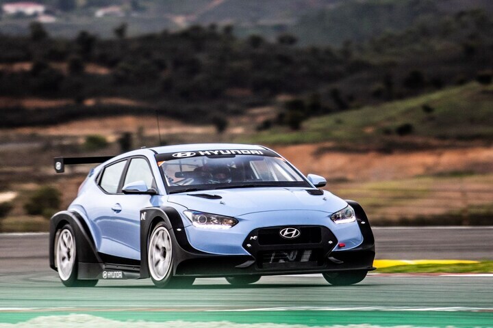 Hyundai Veloster N TCR