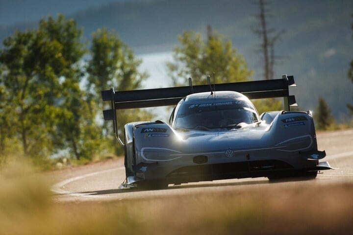 Volkswagen ID R