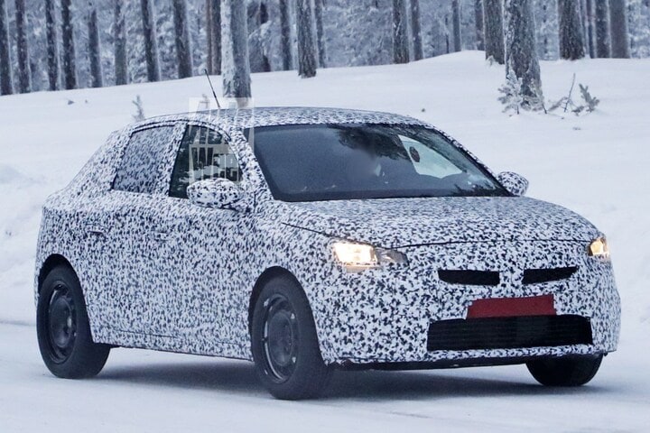 Opel Corsa spyshots