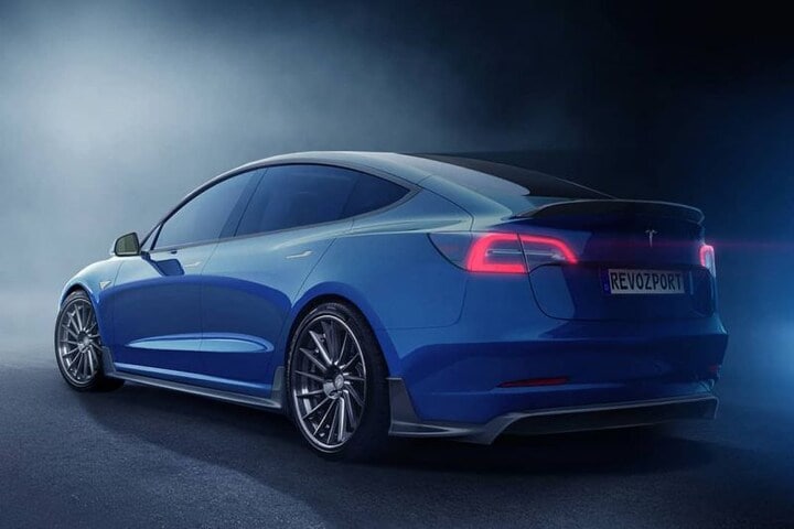 Tesla Model 3 Revozport