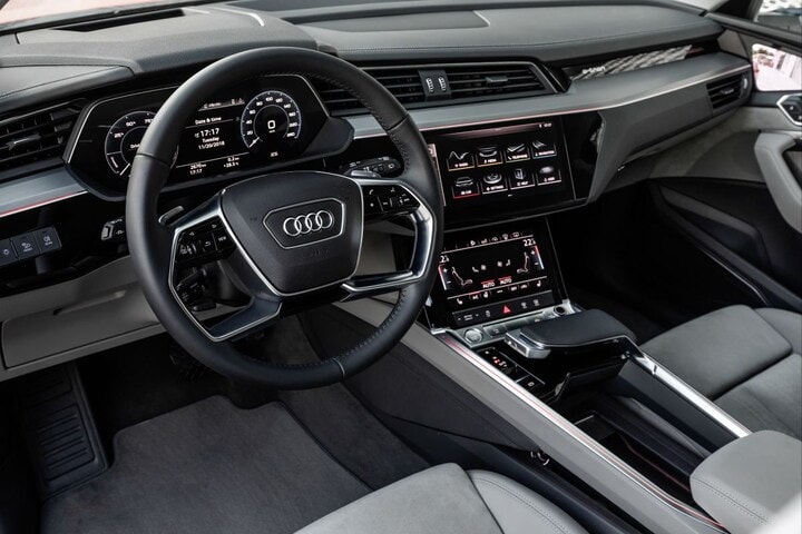 Audi E-tron