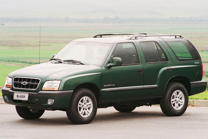 Chevrolet Blazer Opel GMC Jimmy Oldsmobile Bravada