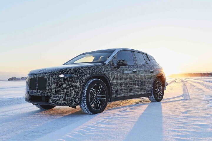 BMW iNext