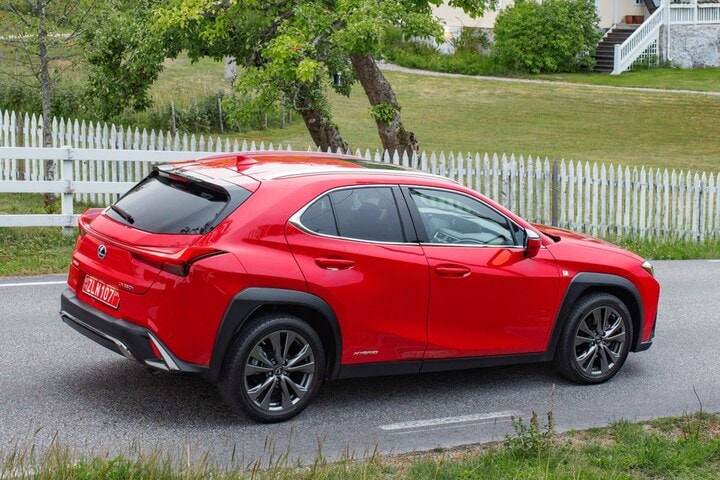 Lexus UX