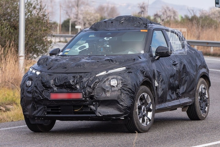 Nissan Juke spyshots