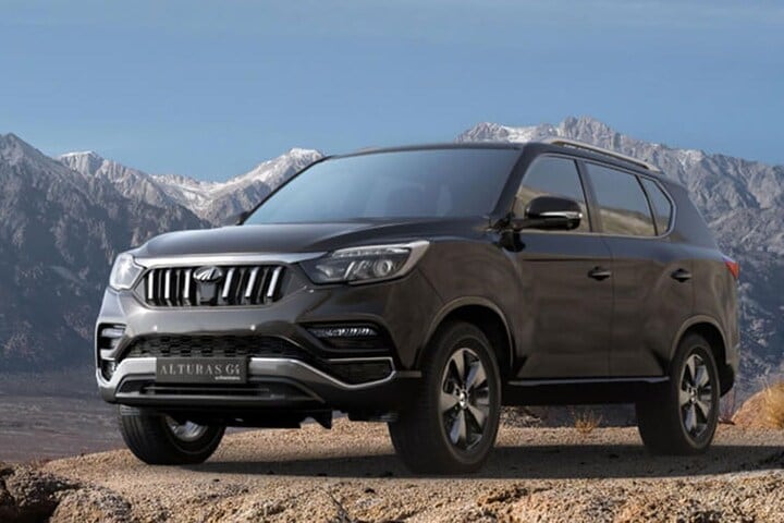 Mahindra Alturas G4