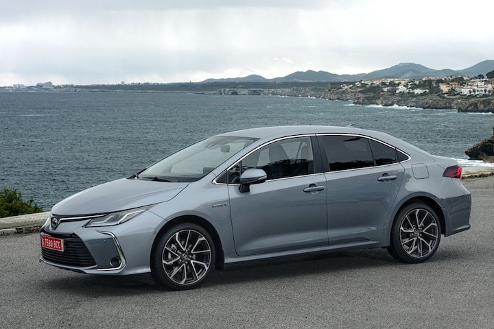 Toyota Corolla Sedan