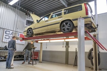 Klokje rond Volvo