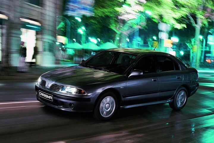 Facelift Friday: Mitsubishi Carisma