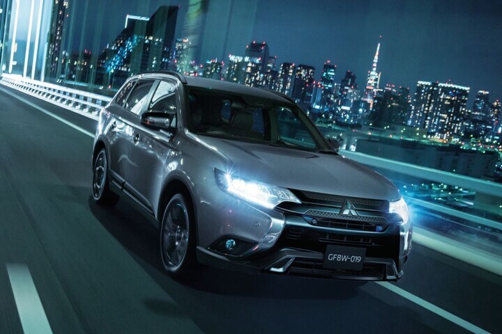 Mitsubishi Outlander Japan