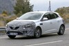 Renault Mégane facelift spyshots