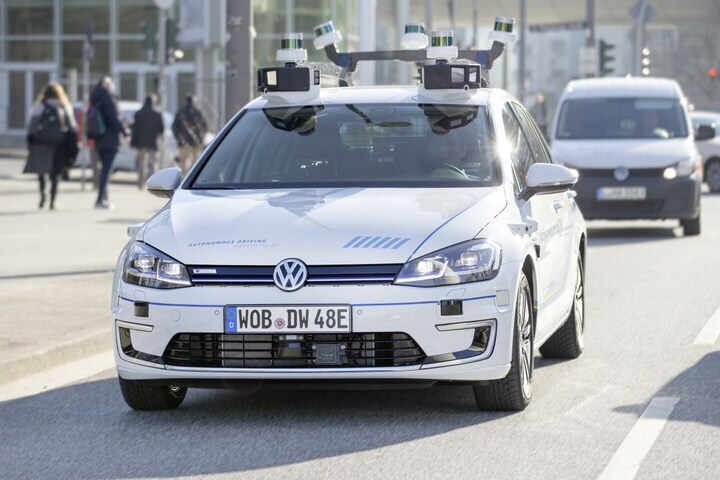 Volkswagen Golf autonoom Hamburg