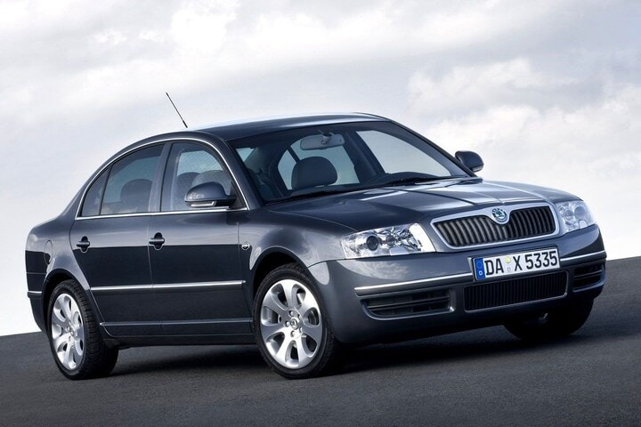 De Tweeling: Skoda Superb - Volkswagen Passat