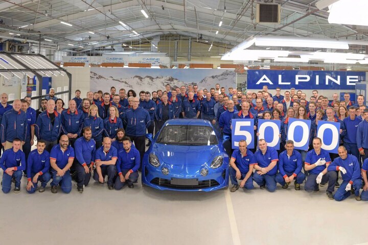 Alpine A110