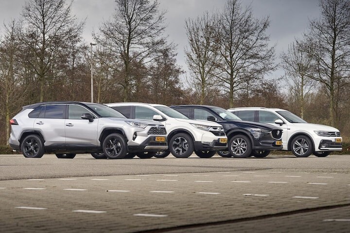 Compacte cross-over SUV midi-SUV