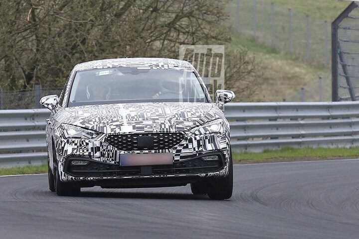 Seat Leon spyshots