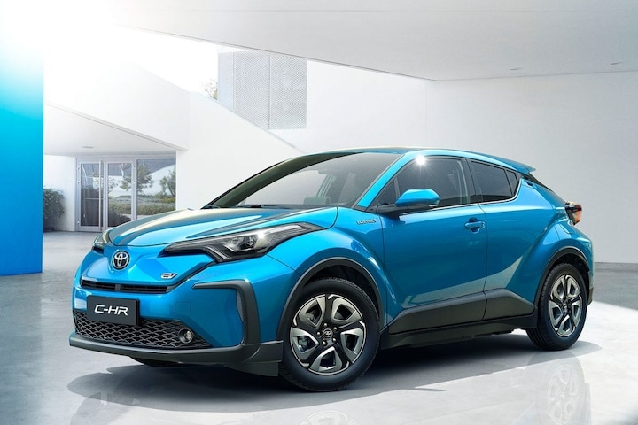 Toyota C-HR EV en  IZOA EV en Rhombus
