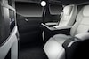 Lexus LM300h