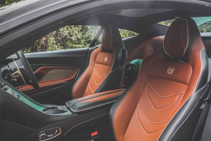 Aston Martin DBS Superleggera DBS 59