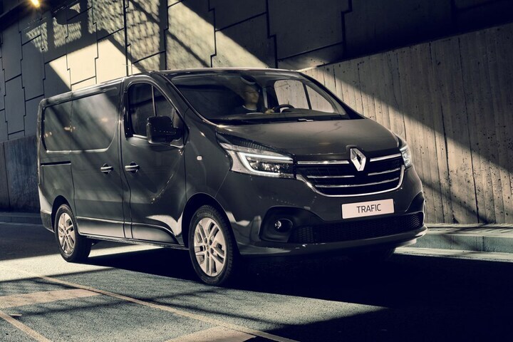 Renault bus KangooZE Concept Master Trafic 