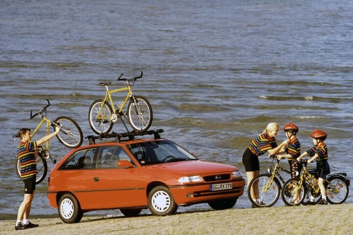 Facelift Friday: Opel Astra F
